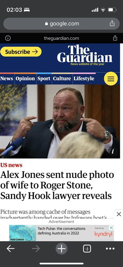 Sandy Hook Lawyer: Alex Jones Sent Nude of Wife to Roger。